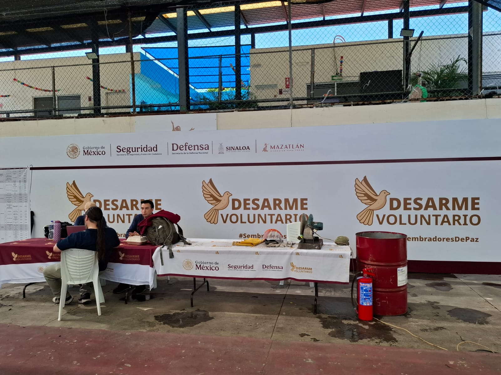 Lona con desarme voluntario en Mazatlán