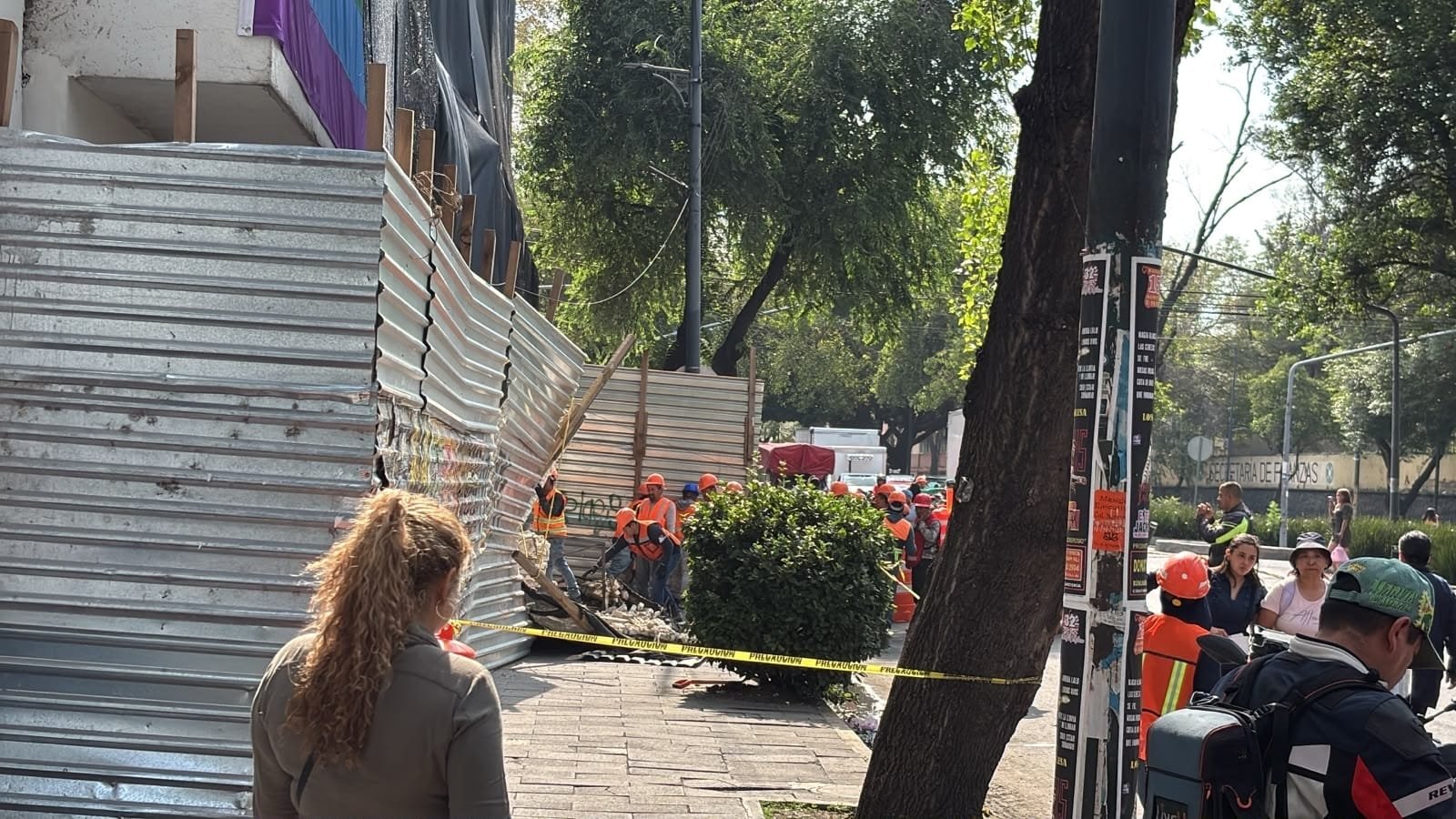 Colapsa estructura en edificio de la Fiscalía CDMX; confirman activación de protocolos de seguridad
