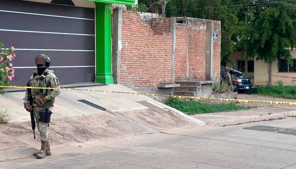 Elementos del Ejército Mexicano en Aquiles Serdán, Culiacán