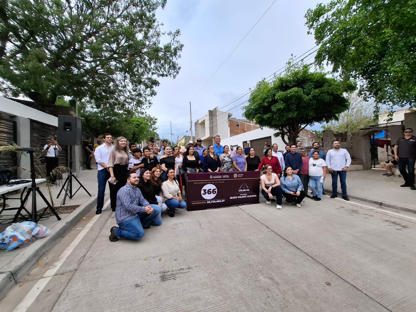 Entregan nueva obra de pavimentación en la colonia Jesús Valdez