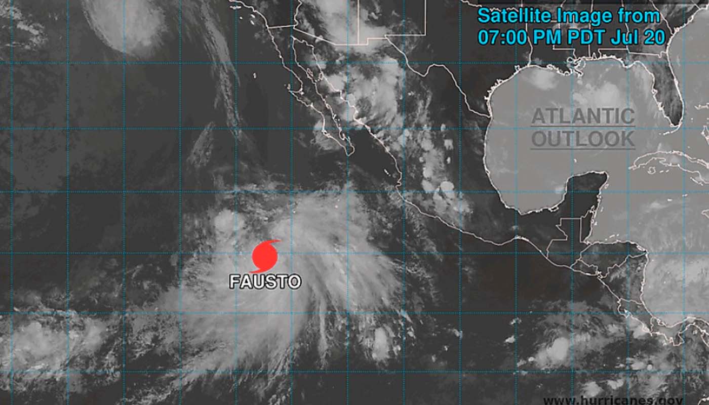 Vista satelital del huracán Fausto