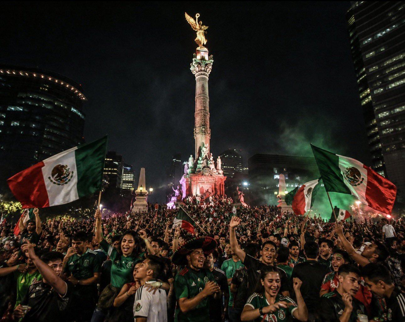 Gobierno capitalino dará 50 mil pesos a familiares de los 4 fallecidos durante festejos del Tri