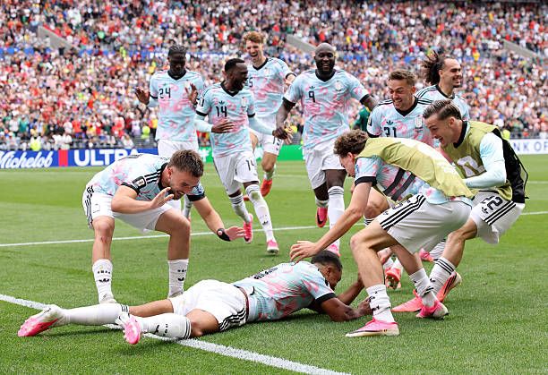 Futbol
