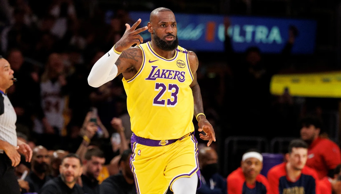 LeBron James deja a Lakers y firma contrato multianual con Philadelphia 76ers