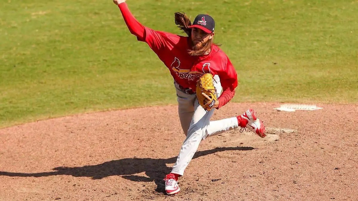 Luis Gastélum, podría debutar próximamente con los “Pájaros Rojos”