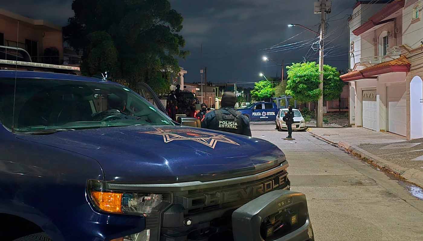 Elementos de la policía Estatal en Villa Universidad, Culiacán