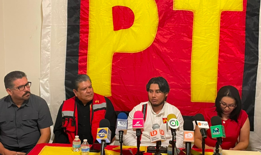 Conferencia de prensa del Partido del Trabajo en Ahome