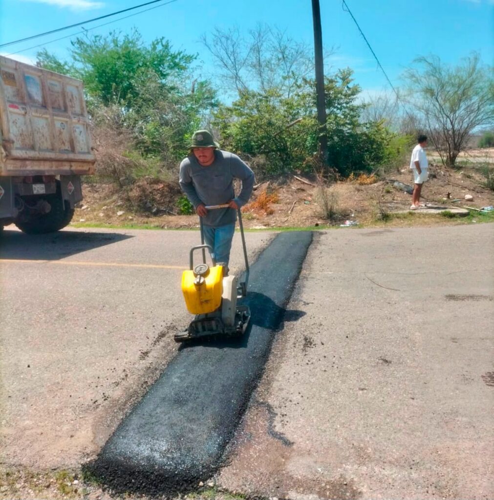 Persona en construcción de un tope