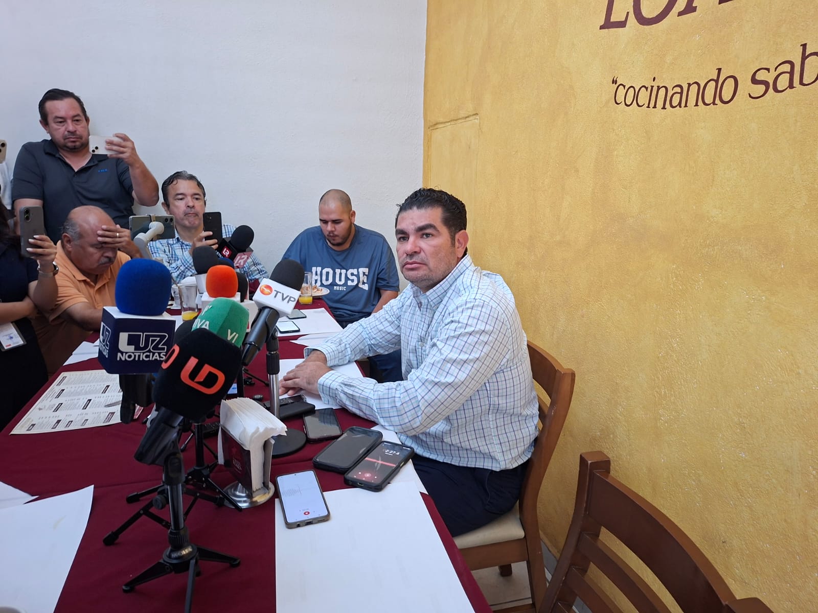 Aspirante a la Coordinación Estatal en Defensa de la Transformación y la Soberanía Nacional por Sinaloa