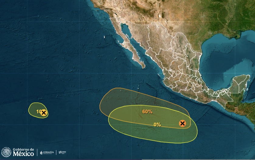 Mapa del Pacífico y México con tres zonas sombreadas con amarillo, indicando sistemas meteorológicos