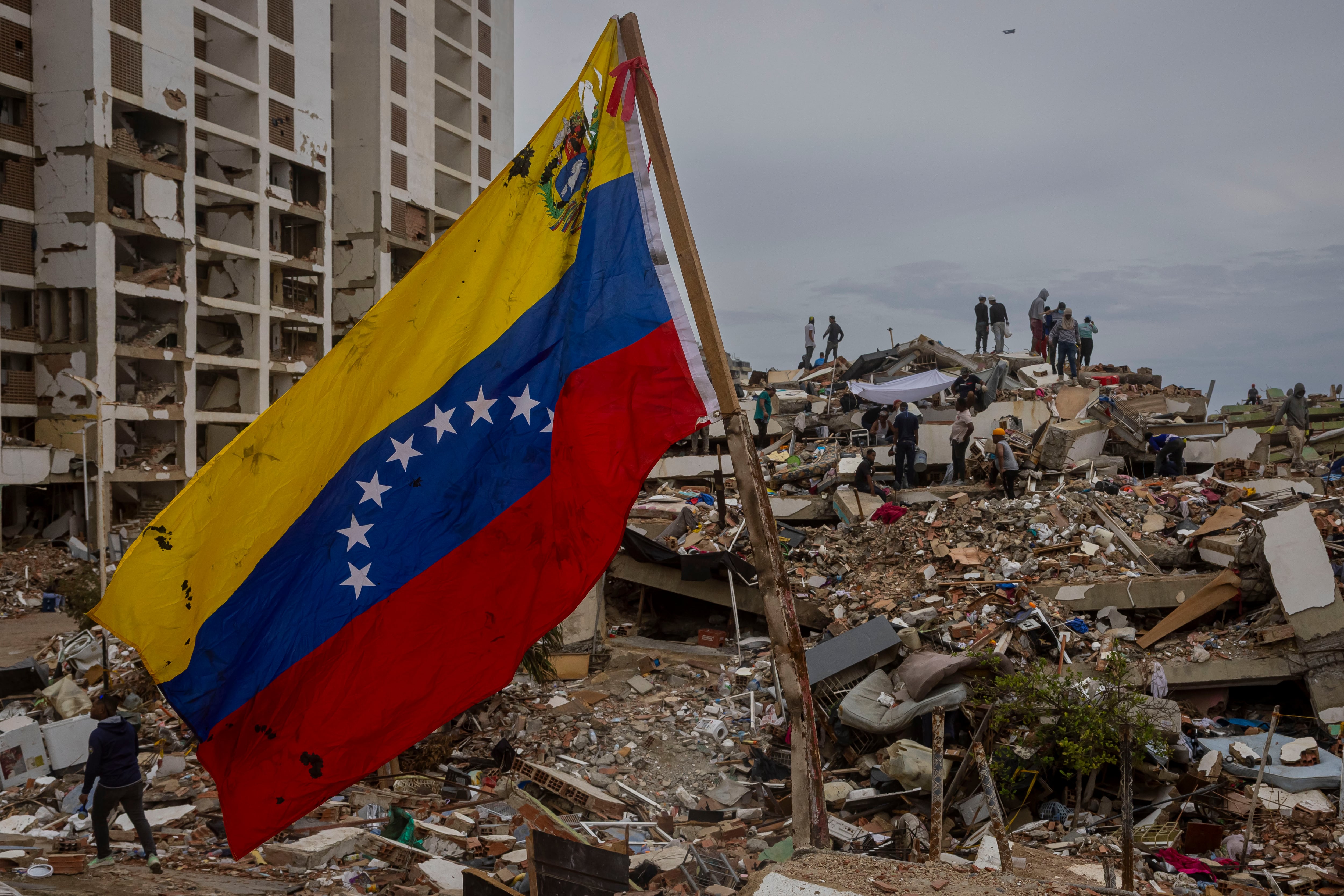 Terremotos en Venezuela dejan 4 mil 930 muertos, según nuevo balance oficial