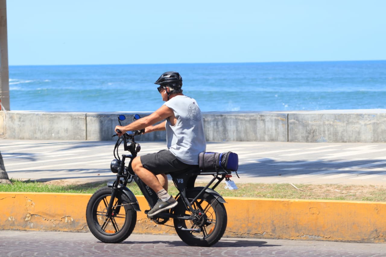 Aumentan caídas de turistas y atenciones por calor durante verano
