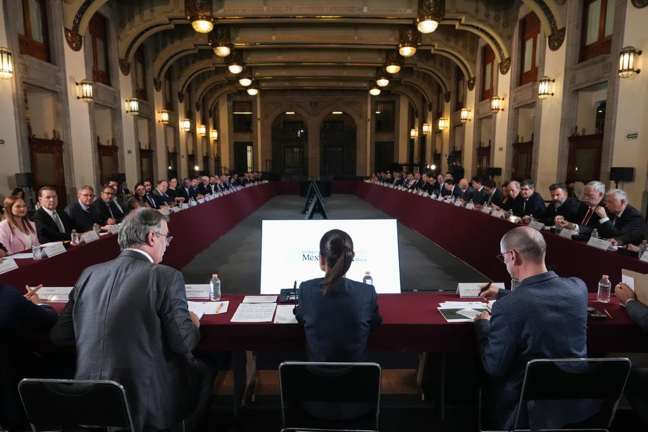 Sheinbaum se reúne con empresas IMMEX para impulsar inversiones y nuevos empleos