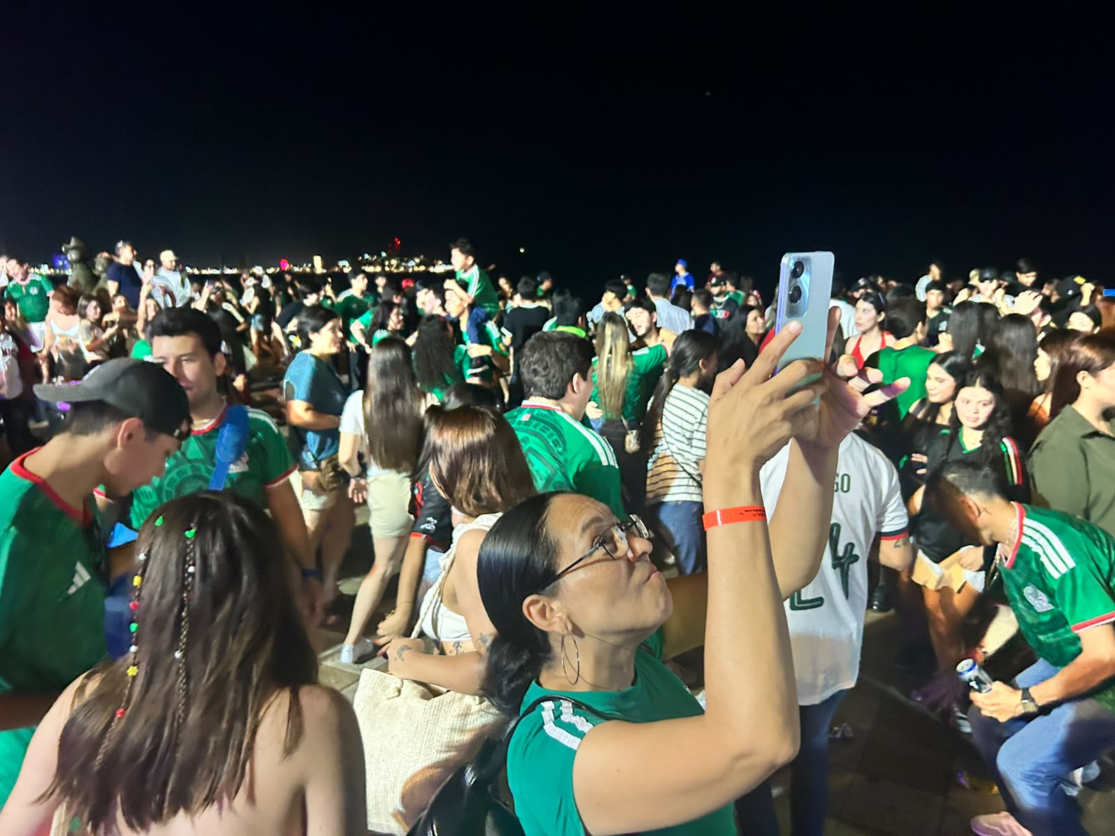 Con orgullo, Mazatlán celebra a México tras su histórica participación en el Mundial 2026