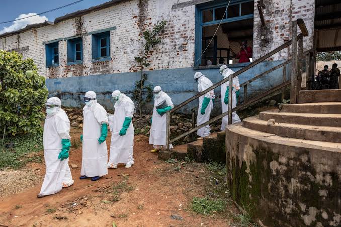 OMS confirma 506 muertes y más de mil 500 contagios por brote de ébola en el Congo