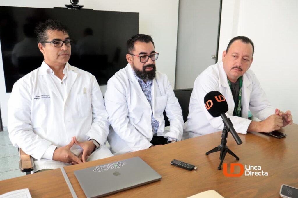 Doctores del hospital 49 IMSS de Los Mochis