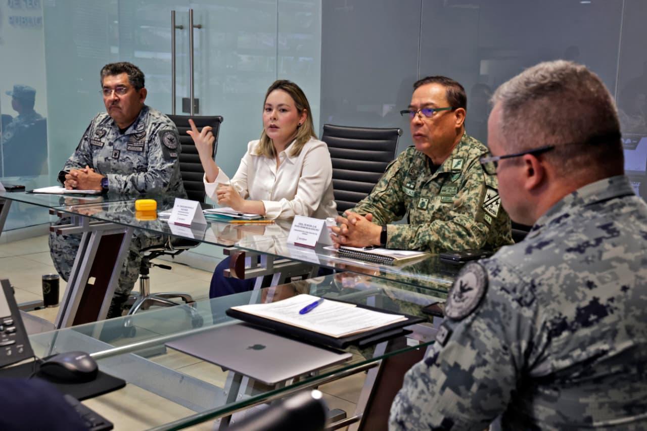 Yeraldine Bonilla en mesa de seguridad
